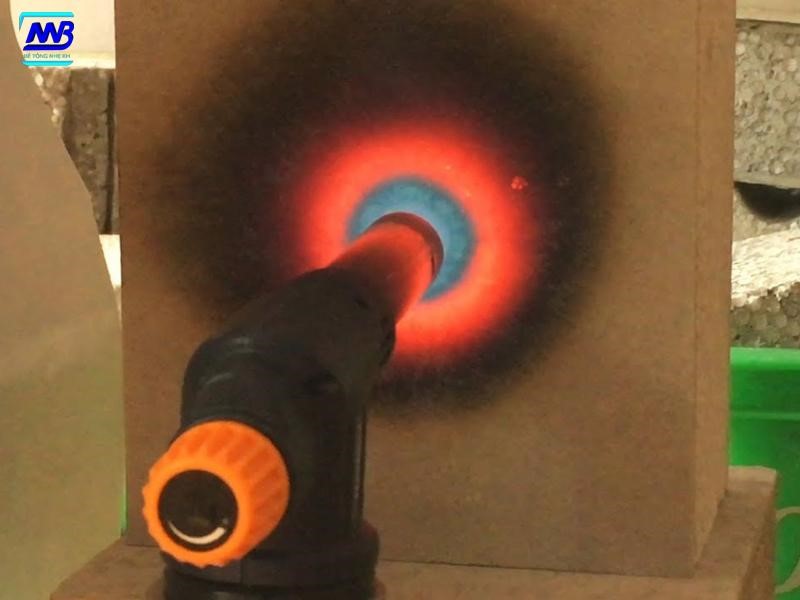 Bê tông nhẹ có ưu điểm về cách âm, cách nhiệt và độ ổn định lâu dài